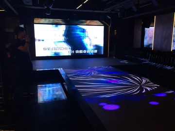 Chine La voiture interactive visuelle vive antidérapante a mené Dance Floor visuel pour épouser 100 - 240V fournisseur